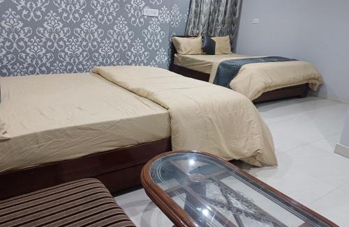 Amer Fort Road Hotel | Radhika Hotel