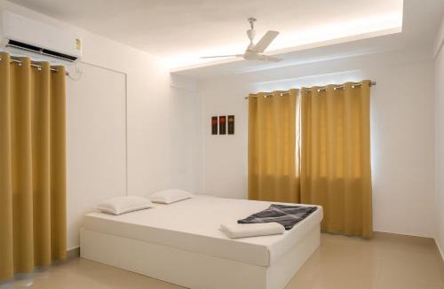Kumbalam Apartment | Ragamalika Apartment Stay for Family