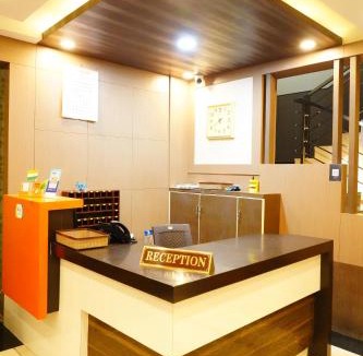 Munnar Hotel | Rainbow Inn