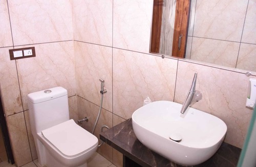 Meerut Hotel | Rajhans Regency near sohrab gate