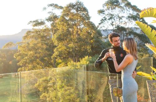 Kangaroo Valley Villa | Ralphies Villa 2 bed 2 bath with Valley views