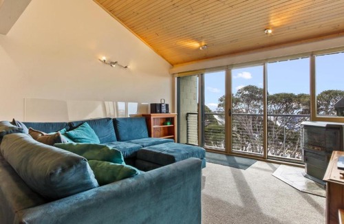 Hotham Heights Apartment | Razorback 7