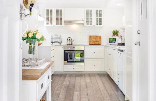 Eagle Heights House | Red Gum Cottage