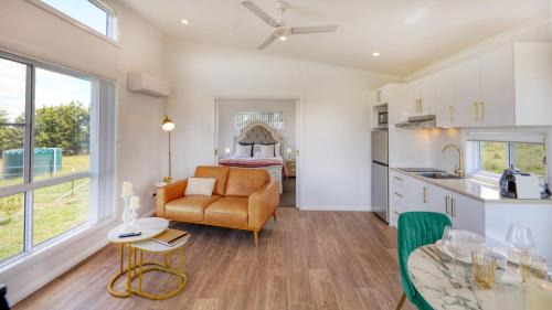 Walcha House | Red Hill Cabin #1 Walcha