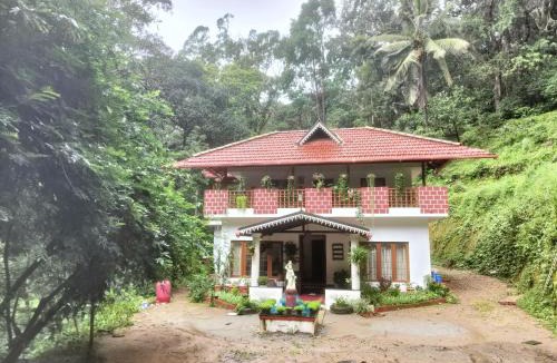 Madikeri House | Reevilla