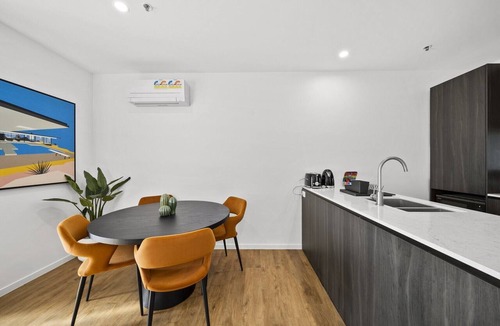 Belconnen Apartment | Refined 2-Bed With Luxurious Building Amenities