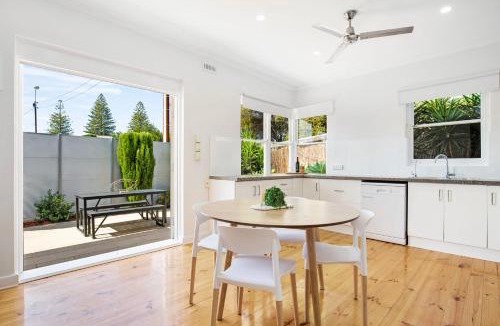 Grange House | Relaxing 3BR Beachside Haven Grange