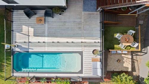 Cessnock House | Resort Style Home with Plunge Pool