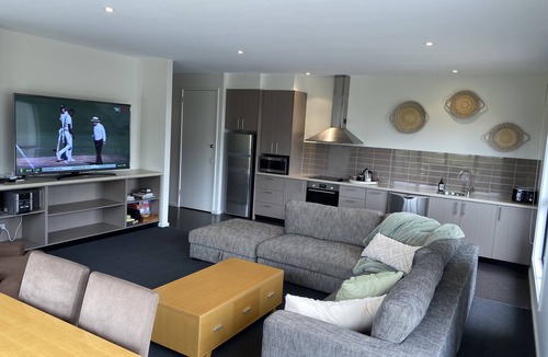 Connewarre Apartment | Resorts largest 2 bedroom apartment - north facing balcony views of golf course.