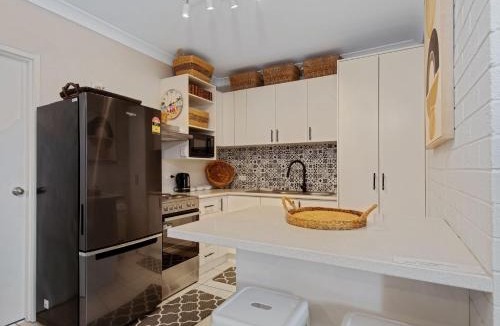 Batehaven Apartment | Rest & Play the Batehaven Way