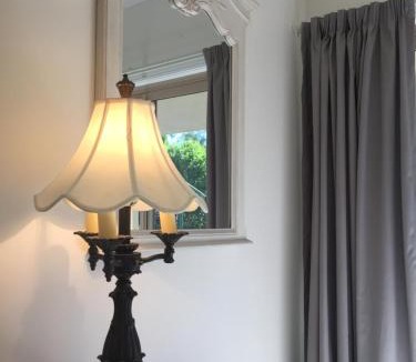Diddillibah Bed & Breakfast | River Gum Luxury Bed and Breakfast