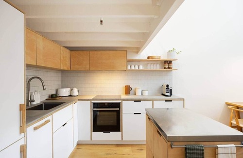 Teneriffe Apartment | Riverside Woolstore 2B Park Pool