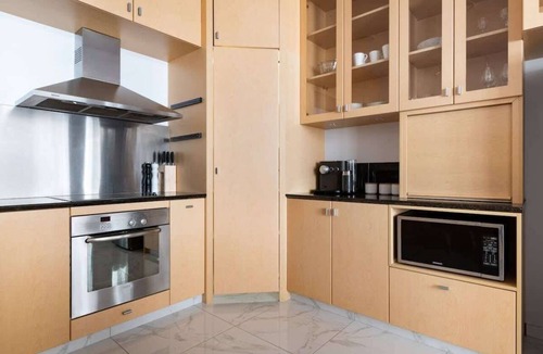 Launceston CBD Apartment | Riverview Waterfront Stay!