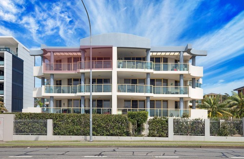 Port Macquarie Apartment | Riviera 306 - Views over the Hastings River