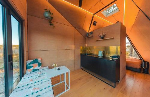 Glenquarry Villa | Romantic luxury tiny home in an idyllic setting
