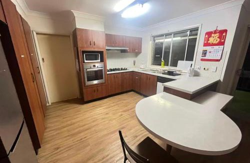 Epping House | Room 81
