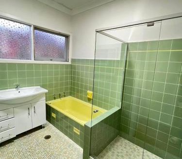 Epping House | Room 96