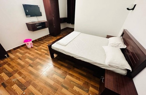 East Coast Road Resort | Rose lake view resort