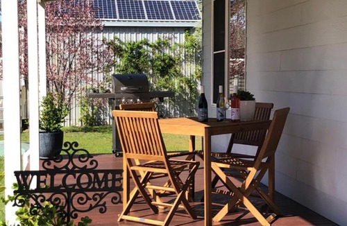 Grattai Bed & Breakfast | Rosewood Cottage Mudgee