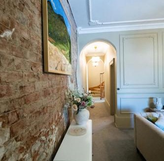 Bathurst House | Rosewood Terrace