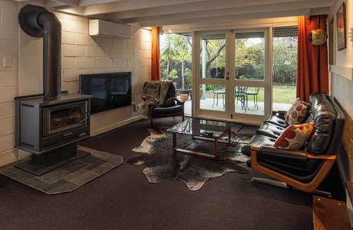 Golden Square House | Rowan Retro