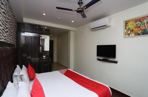 Sector-12A Hotel | Royal O Hotel
