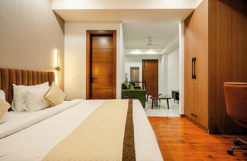 Ghata Hotel | Royal Studio Golf Course Road