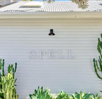 Byron Bay Apartment | Rua - Private King Studio in Shared Guesthouse
