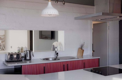Port Sorell Apartment | Ruby SoHo Workshop Villa- Port Sorell