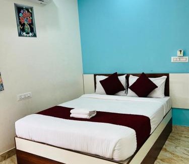 JP Nagar Hotel | S K Comforts
