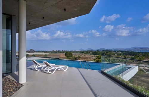 Nashik Villa | SaffronStays Grevayu