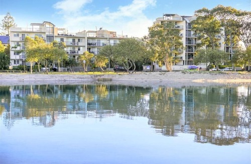 Mooloolaba Apartment | Sailfish Cove & RIVA Apartments