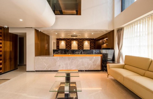 Hebbal Hotel | Saltstayz Premier- Bengaluru Hebbal Airport Road