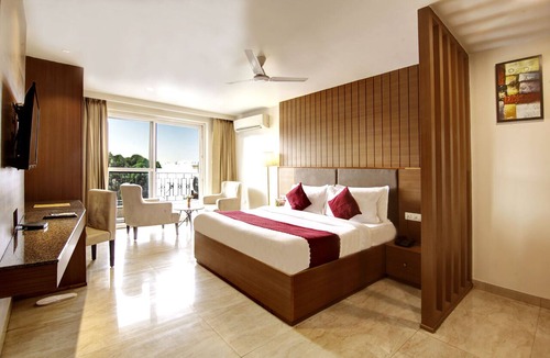 Jharsa Village Hotel | Saltstayz Select – Unitech Cyber Park