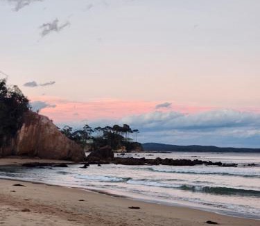 Sunshine Bay House | Saltwater Daze - Hosted