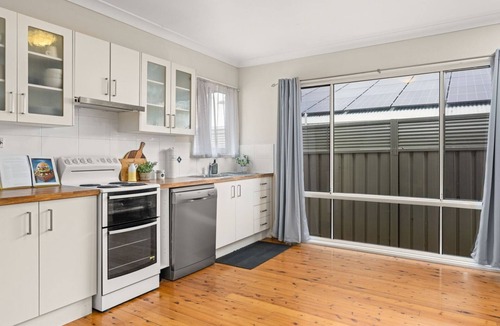 Callala Beach House | Sam's Beach Shack – Stay 3, Pay 2