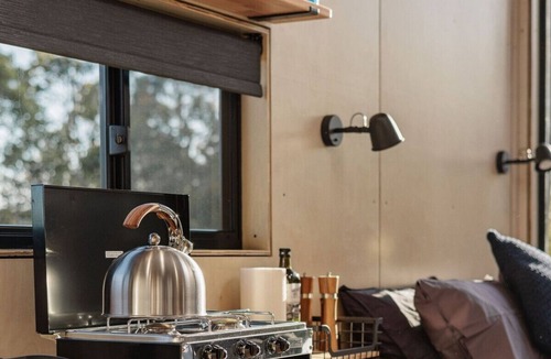 Keysbrook Cabin | Sam the Tiny Cabin in Serpentine