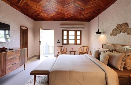 The Mall Road Hotel | Samsara Hill Resort By Leisure Hotels