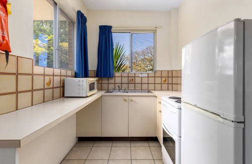 Coffs Harbour Hotel | Sanctuary Resort & TreeHouse Restaurant