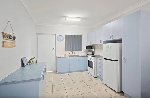 Sawtell Apartment | Sand & Sea 3 - Walking distance to beach and cafes