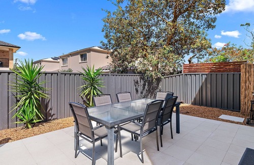 Anna Bay House | Sandcastles 11-23 Robinson St