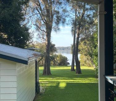 Culburra Beach House | Sandpipers Beach House, Culburra - pet friendly