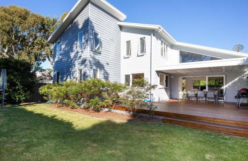 Callala Beach House | Sapphire Sands - Pet Friendly - Community Pool