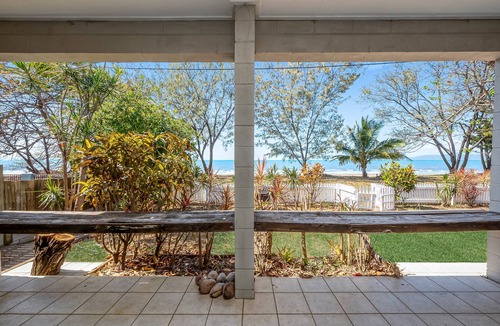 Saunders Beach Apartment | Saunders Beach Shack