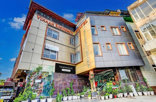 Zirakpur House | Saver Double Hotel Vihaan Residency