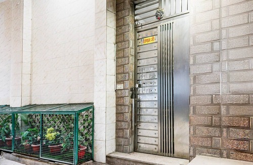 Delhi House | Saver DoubleHotel Welcome Inn