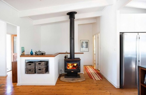 Kioloa House | Sea Forever Summary: