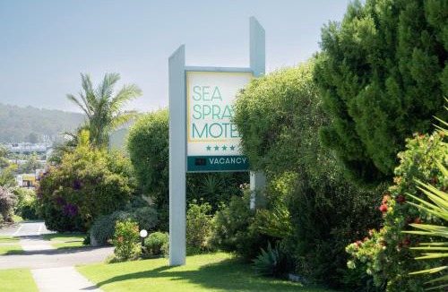 Merimbula Hotel | Sea Spray Motel - Merimbula