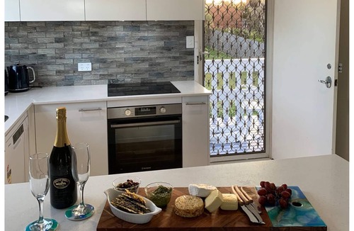 Culburra Beach House | Seacluded – centrally located to beautiful beaches