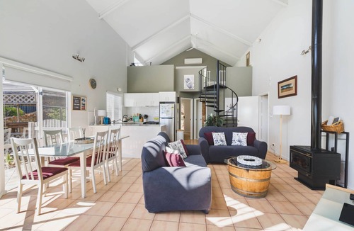 Peppermint Grove Beach House | Seaview Residence by Peppy Beach Retreats®, Residence